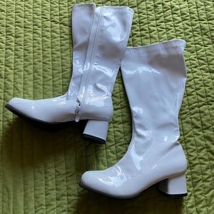 Child Princess Leia costume + boots